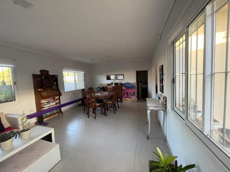 VENDO CASA EN SAN BENITO 2HAB 2 BAÑOS