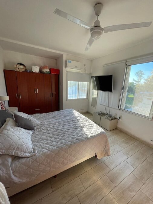 VENDO CASA EN SAN BENITO 2HAB 2 BAÑOS