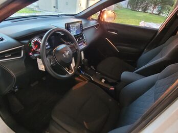 TOYOTA Corolla Cross 2023
