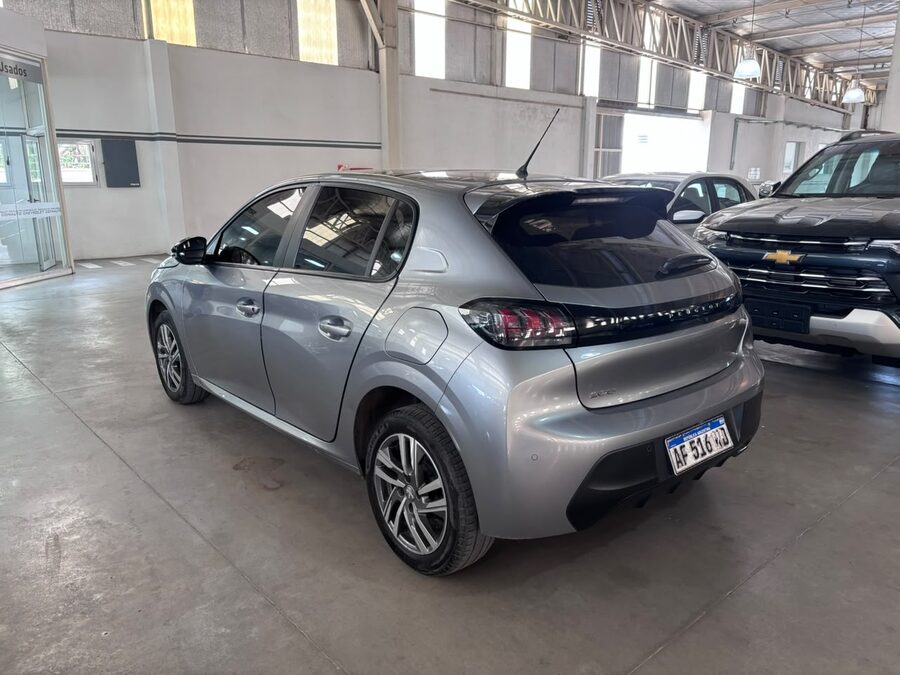 PEUGEOT 208 FELINE TIPTRONIC 1.6L - 2022 - 71.365KM