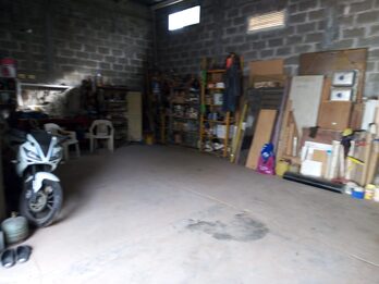 VENDO INPORTANTE PROPIEDAD CASA,CON DEPARTAMENTO,TERRENO GALPON,SALONES