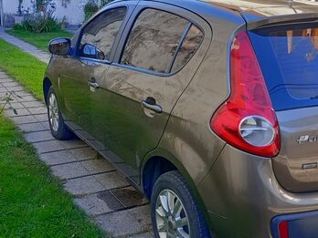 VENDO FIAT PALIO ATRACTIVE 1.4 MODELO 2013