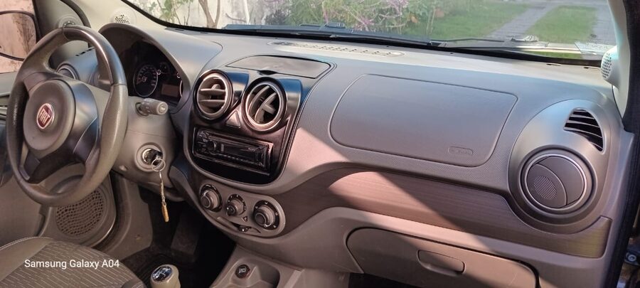 VENDO FIAT PALIO ATRACTIVE 1.4 MODELO 2013