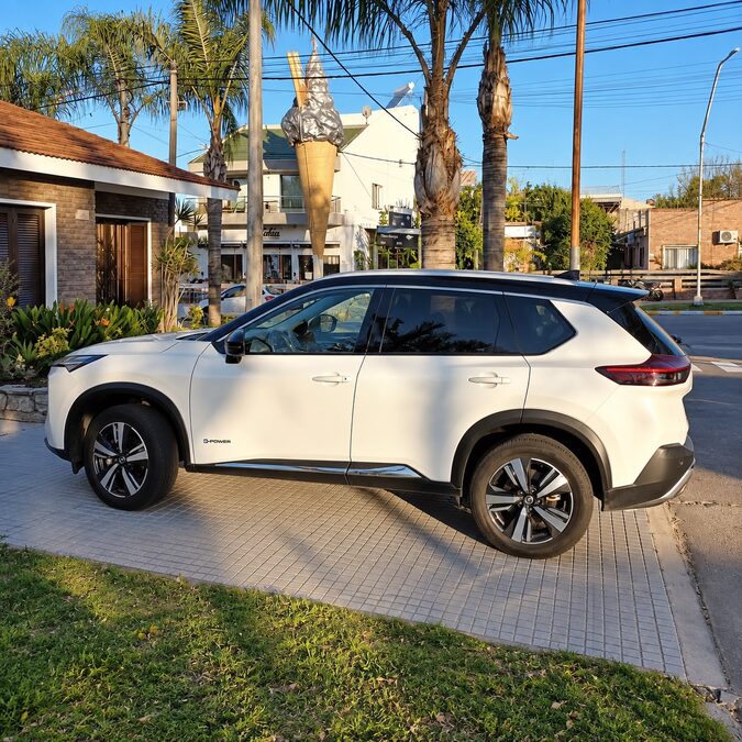 NISSAN X-TRAIL 1.5 e-POWER EXCLUSIVE CVT 4X4 - AÑO 2.026