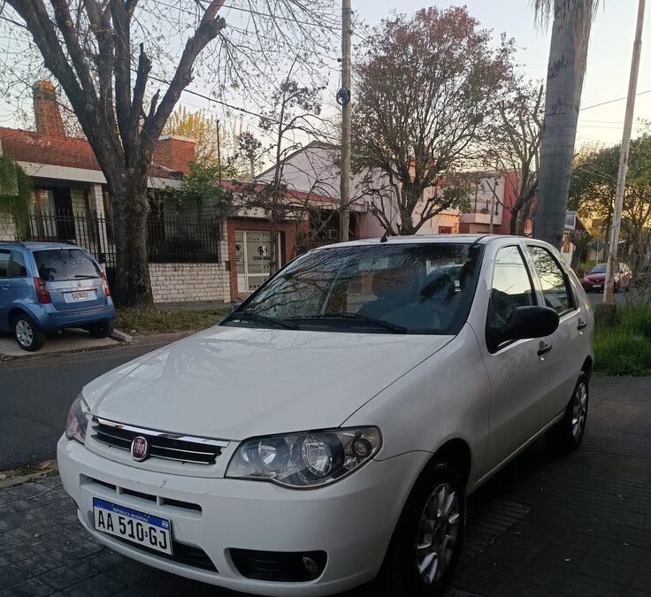 VENDO FIAT PALIO 2016