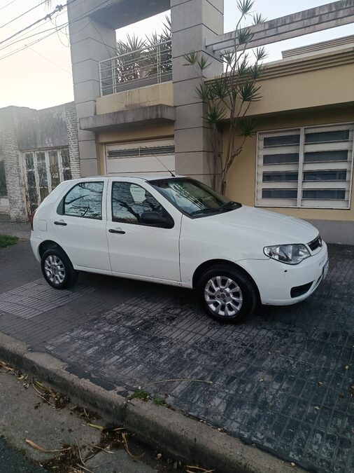 VENDO FIAT PALIO 2016