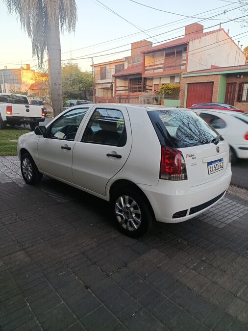 VENDO FIAT PALIO 2016