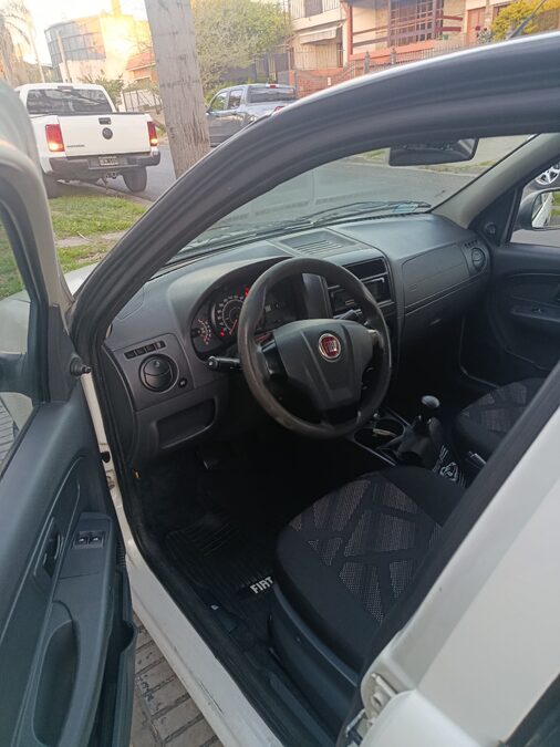 VENDO FIAT PALIO 2016