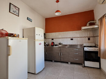 Venta Casa 2 dormitorios con cochera y verde apto credito