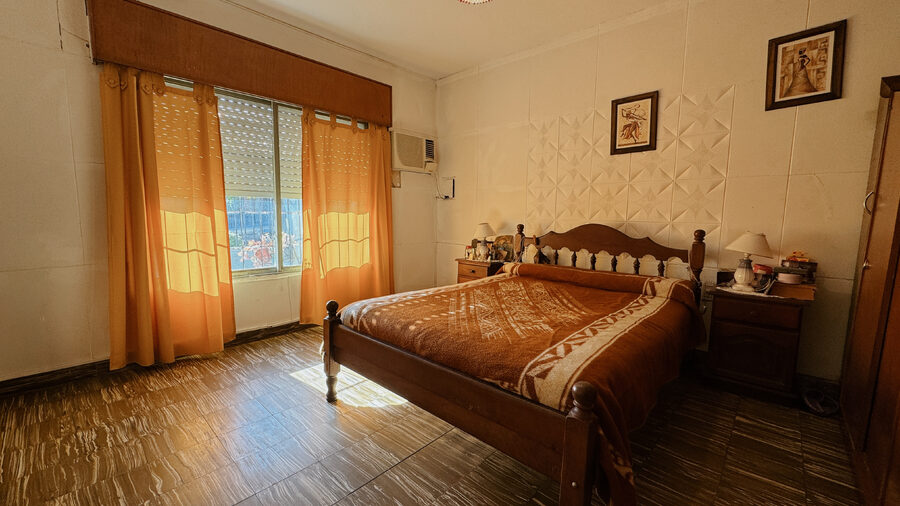 Venta Casa 2 dormitorios con cochera y verde apto credito