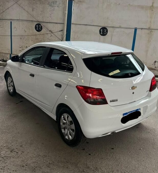 Vendo Chevrolet Onix