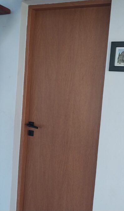 Oportunidad! Puerta Oblack interior