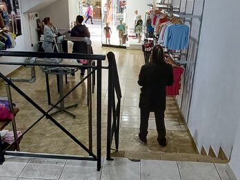 ALQUILER LOCAL COMERCIAL SAN MARTIN 1026