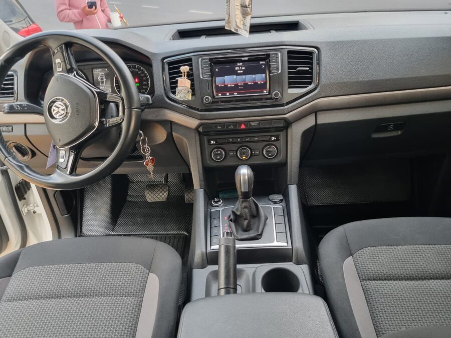 Atto Amarok 2.0 TDi 4x2 Aut Comforline 180cv / 2021 (impecable)