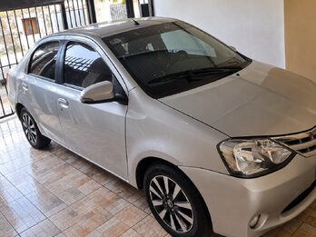 TOYOTA ETIOS 1.5 PLATINUM 4P 6MT - AÑO 2.015