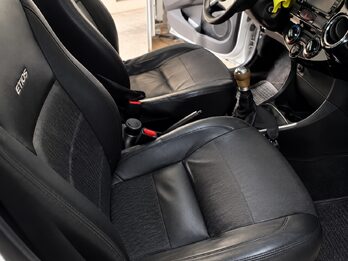 TOYOTA ETIOS 1.5 PLATINUM 4P 6MT - AÑO 2.015