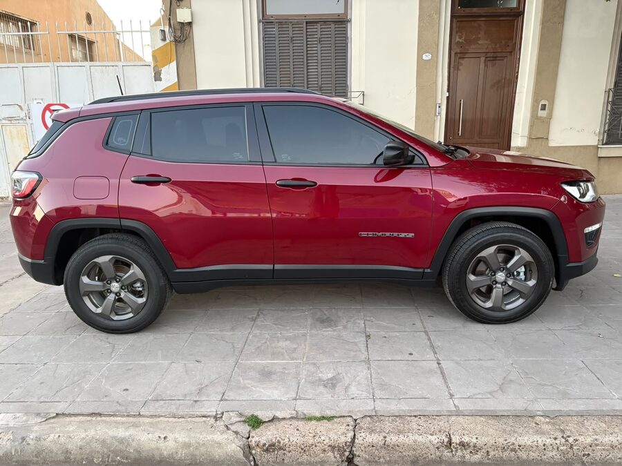 JEEP COMPASS SPORT 2.4 MT6 FWD 2018