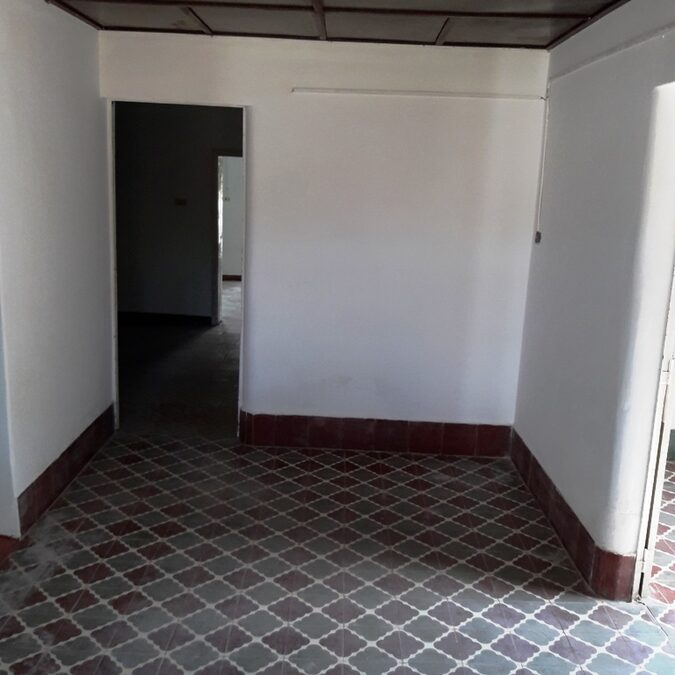 Alquila Casa calle El Chañar casi Caputto