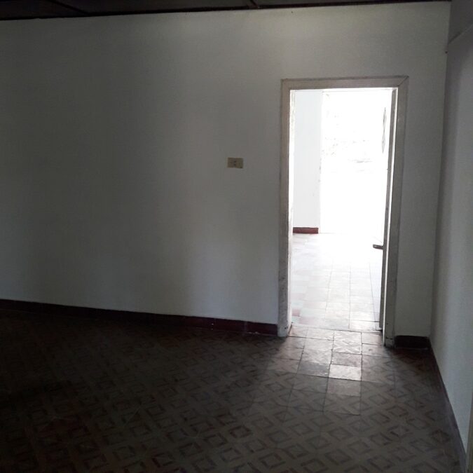 Alquila Casa calle El Chañar casi Caputto