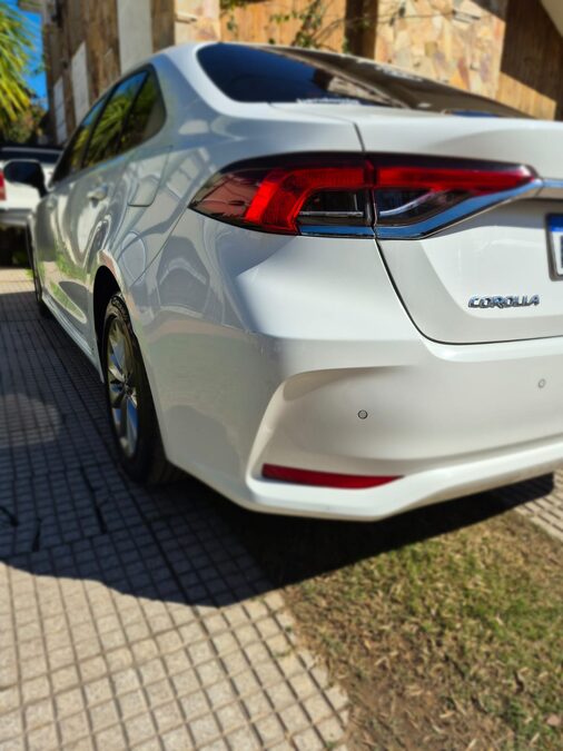 Toyota Corolla Versión XEI  caja automática