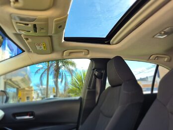 Toyota Corolla Versión XEI  caja automática