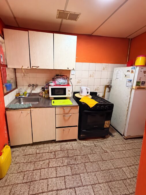 🏠 CASA CON LOCAL AL FRENTE – VENTA O PERMUTA