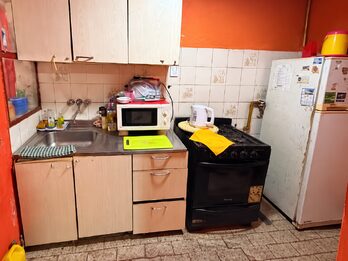 🏠 CASA CON LOCAL AL FRENTE – VENTA O PERMUTA