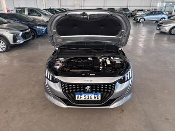 PEUGEOT 208 FELINE TIPTRONIC 1.6L - 2022 - 71.365KM