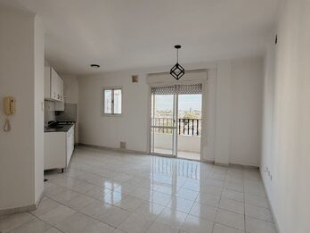 ALQUILER DTO 1 DORMITORIO CON BALCON Y COCHERA - 25 de Mayo e Yrigoyen