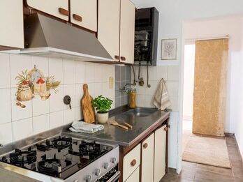 ALQUILER – CASA EN CALLE PÉREZ COLMAN