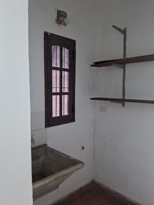 Casa 3 dormitorios calle N. RANDISI
