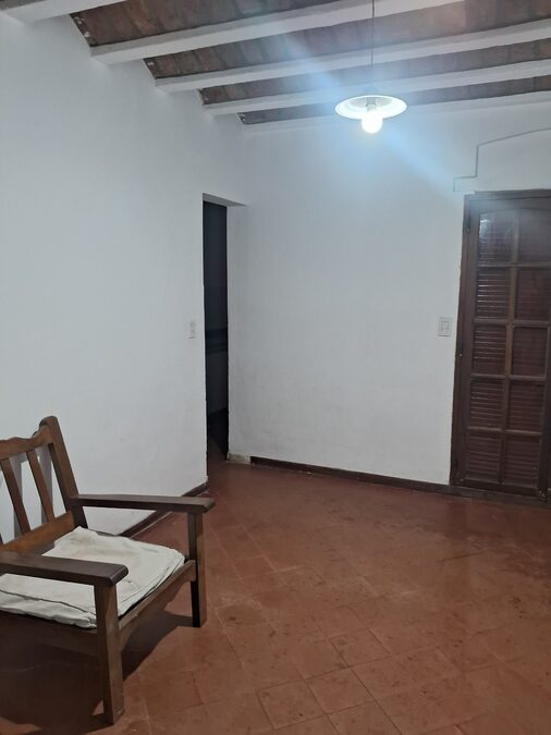 Casa 3 dormitorios calle N. RANDISI