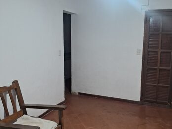 Casa 3 dormitorios calle N. RANDISI