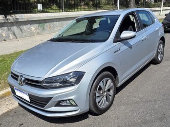 Vendo Volkswagen Polo 2018 Highline 1.6 MSI caja Automática