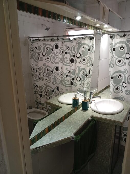 SE VENDE DEPARTAMENTO DE 3 DORMITORIOS ZONA CENTRO CON COCHERA