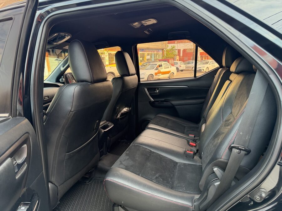 Toyota SW4 GR-S 2.8 4x4 AT 2022