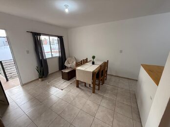 En venta departamento tres dormitorios , cochera , apto credito !