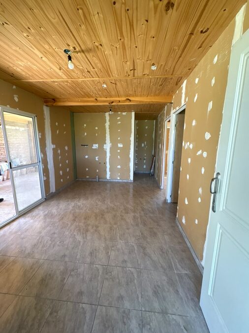 EN VENTA CASA QUINTA A FINALIZAR - BARRIO LAS ACACIAS, COLONIA AVELLANEDA