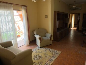 EN VENTA IMPORTANTE PROPIEDAD A REFACCIONAR - EXCELENTE UBICACION Y GRAN POTENCIAL