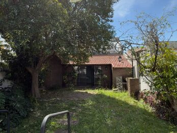 EN VENTA IMPORTANTE PROPIEDAD A REFACCIONAR - EXCELENTE UBICACION Y GRAN POTENCIAL