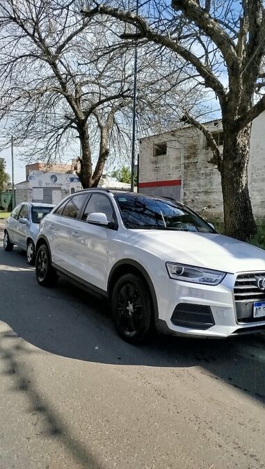 AUDI Q3 1.4 T MANUAL