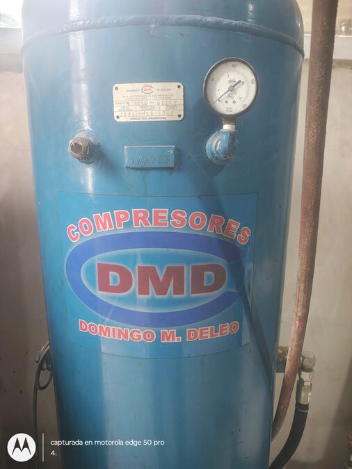 Vendo compresor a tornillo