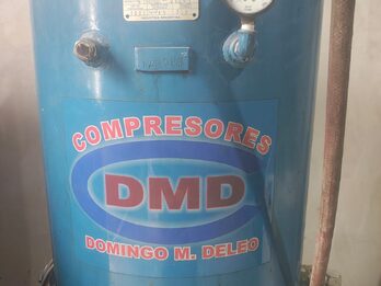 Vendo compresor a tornillo