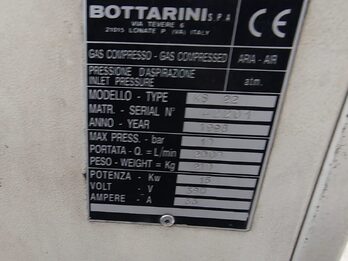 Vendo compresor a tornillo