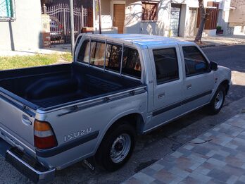 Isuzu 200 mil km 1998