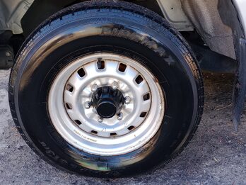 Isuzu 200 mil km 1998