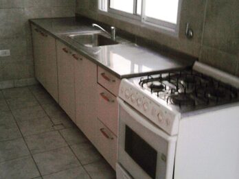 Alquila Hermoso y amplio duplex sobre calle S. Zavalia y B. Parera