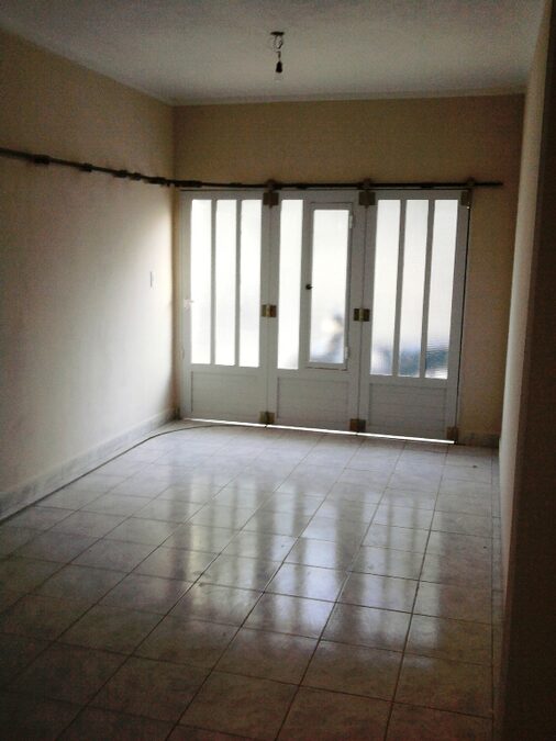 Alquila Hermoso y amplio duplex sobre calle S. Zavalia y B. Parera