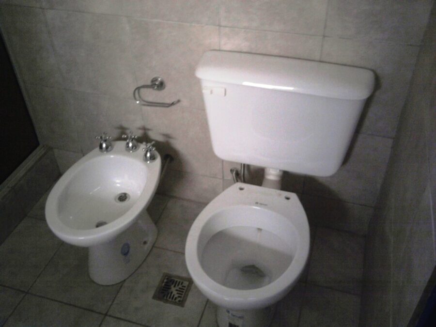 Alquila Hermoso y amplio duplex sobre calle S. Zavalia y B. Parera