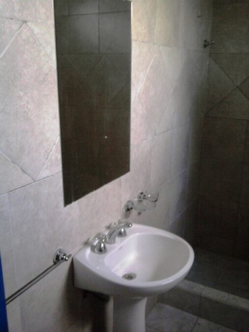 Alquila Hermoso y amplio duplex sobre calle S. Zavalia y B. Parera